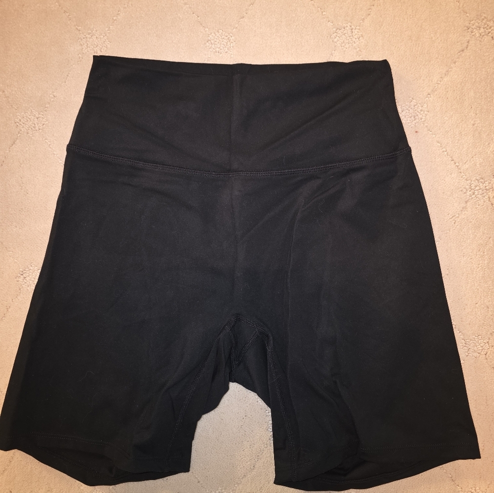 Aoxjox TrinityWomen's Black High-Waisted Workout Biker Shorts